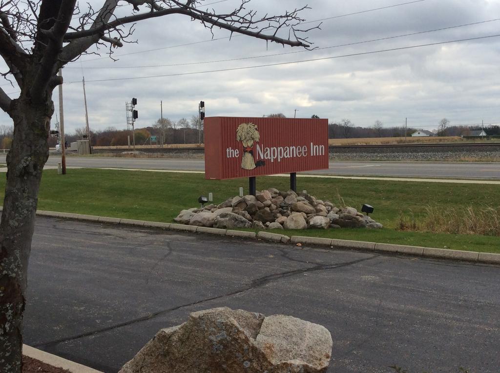 Countryside Inn Nappanee Eksteriør bilde