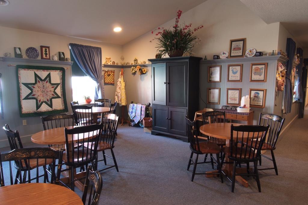 Countryside Inn Nappanee Eksteriør bilde